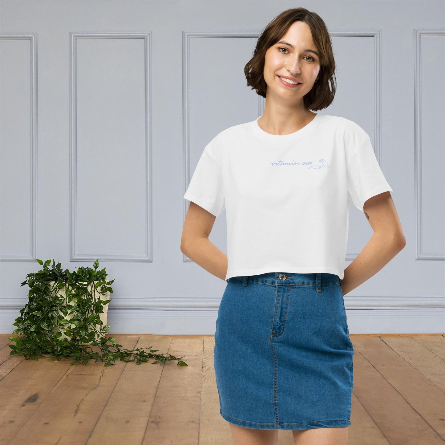 Vitamin Sea - Women’s crop top